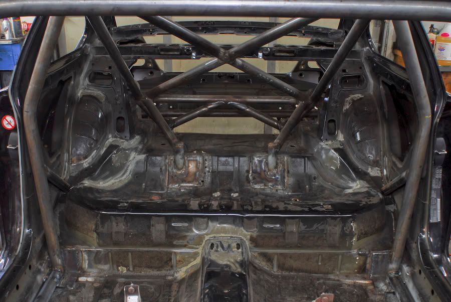 unibody pictures (planning chassis reinforcement) E46Fanatics